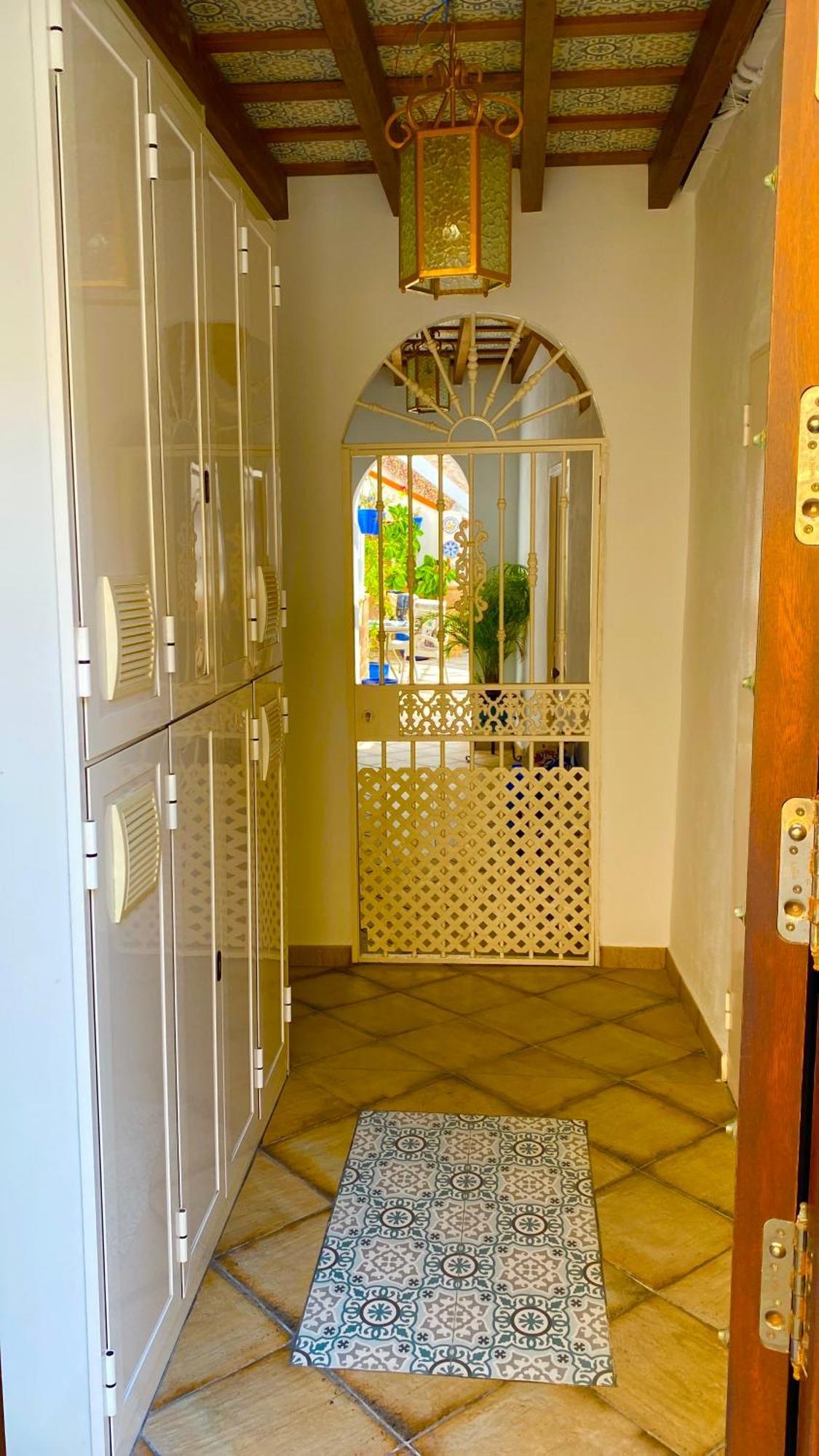 Apartamento Con Terraza,A 100M Playa Costilla Y Frente Al Castillo Рота Экстерьер фото